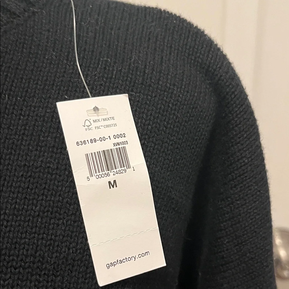 GAP Heavy Black Turtleneck Sweater - Picture 3 of 6